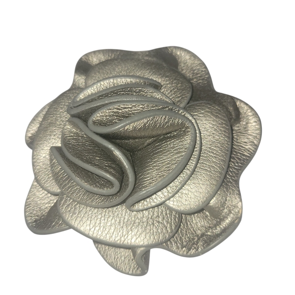 unbranded Accessories - PROJECT: Pewter Leather Flower Bag Charm